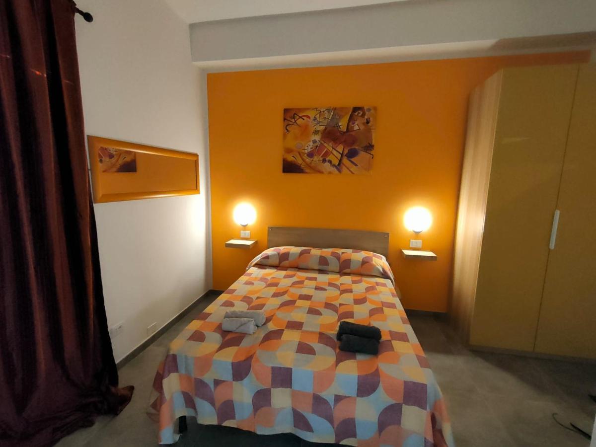 Maggiore Rooms Bologna Bagian luar foto
